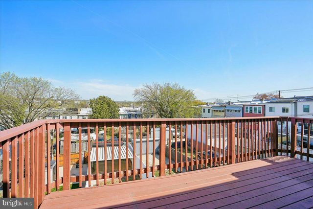 415 EMERSON ST NW, Washington, DC 20011