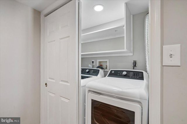 415 EMERSON ST NW, Washington, DC 20011