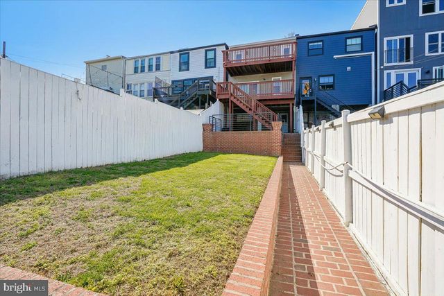 415 EMERSON ST NW, Washington, DC 20011