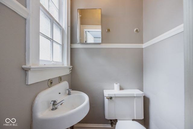 5911 Guilford Avenue, Indianapolis, IN 46220