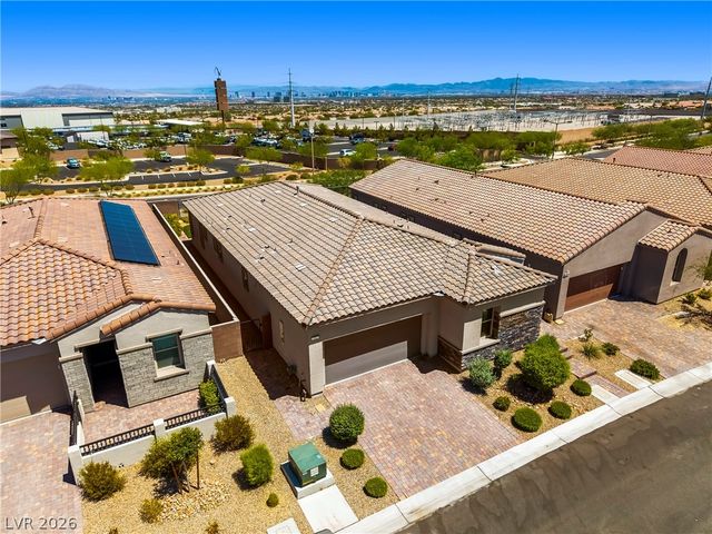 382 Nine Mile Creek Drive, Las Vegas, NV 89138