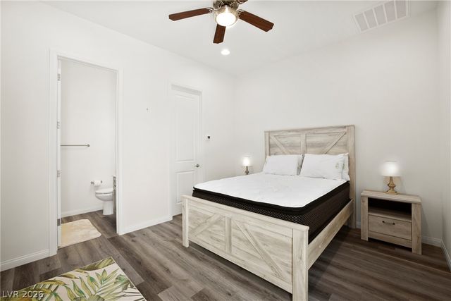 382 Nine Mile Creek Drive, Las Vegas, NV 89138