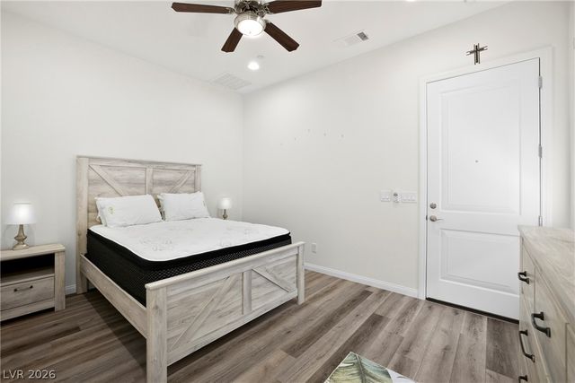 382 Nine Mile Creek Drive, Las Vegas, NV 89138