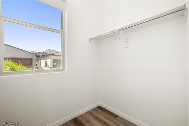 382 Nine Mile Creek Drive, Las Vegas, NV 89138