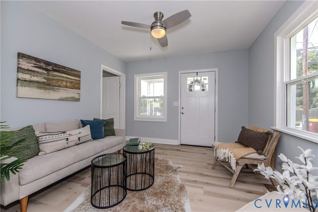 219 Nansemond St, Petersburg, VA 23803