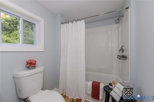 219 Nansemond St, Petersburg, VA 23803