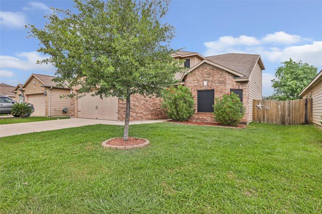 1315 Wallflower Avenue, Baytown, TX 77521