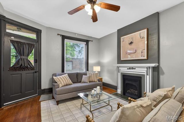 2206 Victor Street, St Louis, MO 63104