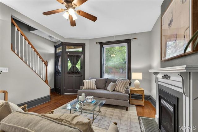 2206 Victor Street, St Louis, MO 63104