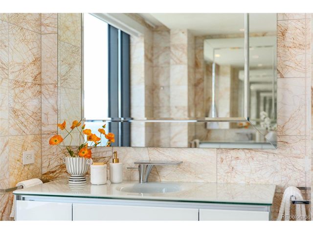1133 14th St 4050, Denver, CO 80202