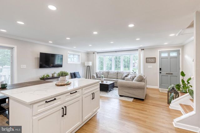 3 WENDSLOW PL, Lutherville Timonium, MD 21093