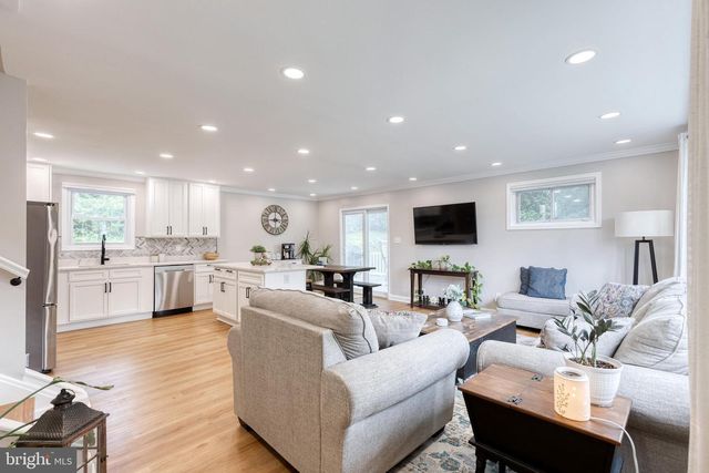 3 WENDSLOW PL, Lutherville Timonium, MD 21093