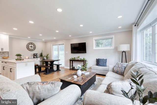 3 WENDSLOW PL, Lutherville Timonium, MD 21093