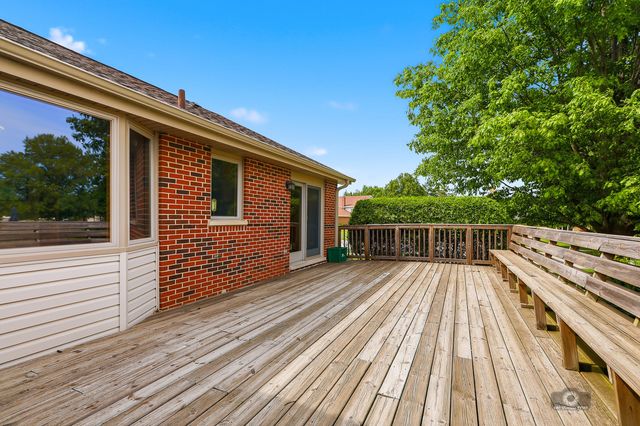 15333 Yorkshire Lane, Orland Park, IL 60462