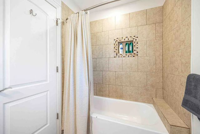 408 N Windsor Drive, Arlington Heights, IL 60004