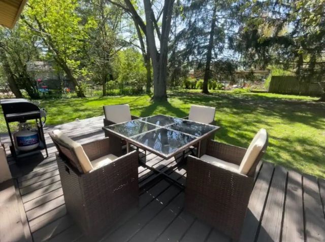 408 N Windsor Drive, Arlington Heights, IL 60004