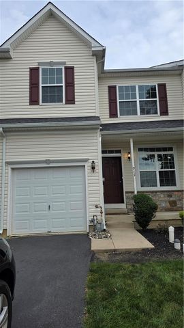 948 King Way, Upper Macungie Twp, PA 18031