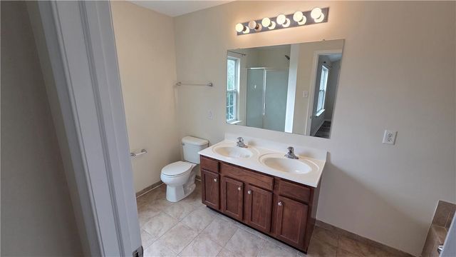 948 King Way, Upper Macungie Twp, PA 18031