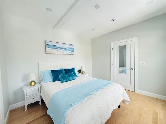 4 Baldwin St 4, Newton, MA 02458