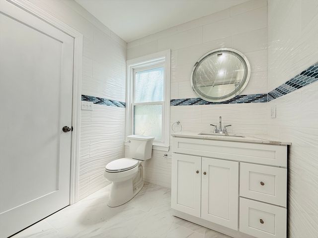 4 Baldwin St 4, Newton, MA 02458