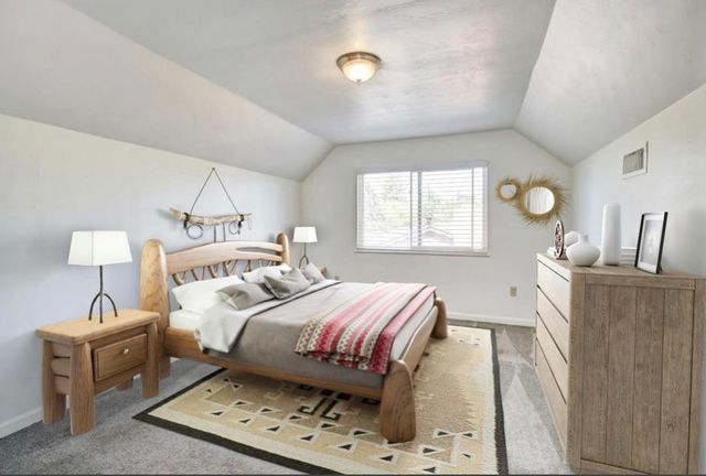 9946 Redstone Dr, Sacramento, CA 95827