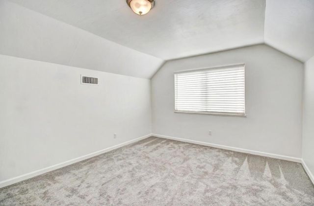 9946 Redstone Dr, Sacramento, CA 95827