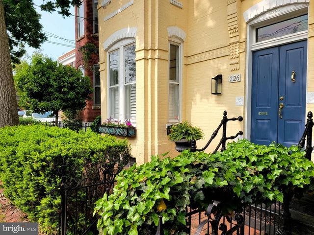 226 N SAINT ASAPH ST, Alexandria, VA 22314