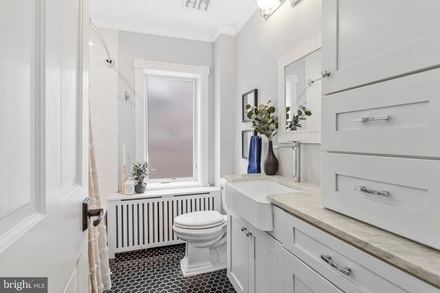 226 N SAINT ASAPH ST, Alexandria, VA 22314