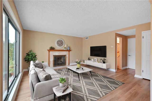 3871 Banyan, Irvine, CA 92606