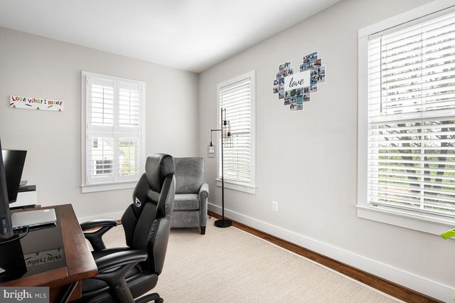 38165 COBBETT LN, Hillsboro, VA 20132