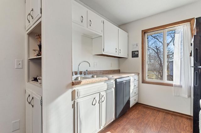 10750 Rockford Road 313, Plymouth, MN 55442