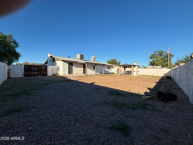 9547 E DALLAS Street, Mesa, AZ 85207