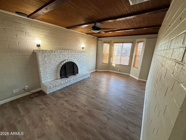 9547 E DALLAS Street, Mesa, AZ 85207