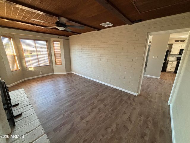 9547 E DALLAS Street, Mesa, AZ 85207