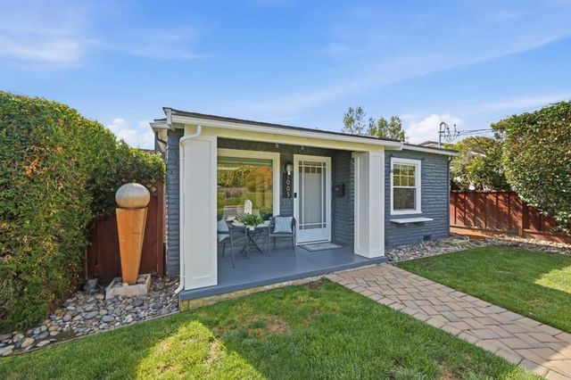 1005 Hall Street, San Carlos, CA 94070