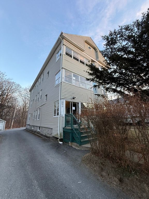 92 Stanton Street 3, Worcester, MA 01605