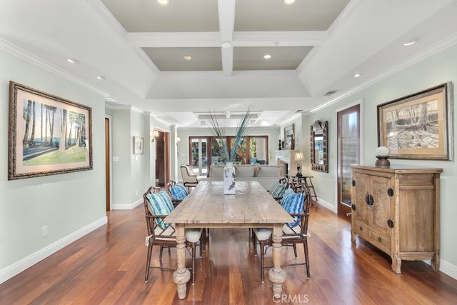 22122 Avenue Morelos, Woodland Hills, CA 91364