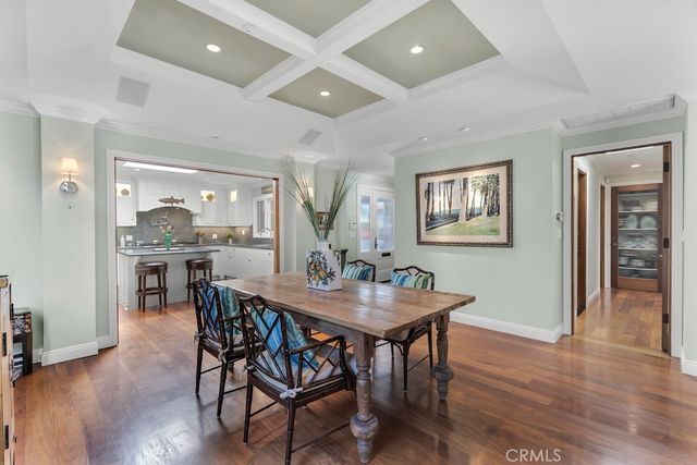 22122 Avenue Morelos, Woodland Hills, CA 91364