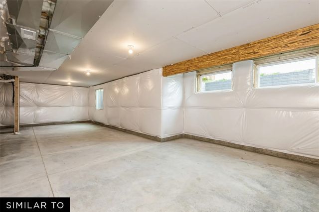 730 NE Crossing Oaks Drive, Ankeny, IA 50021