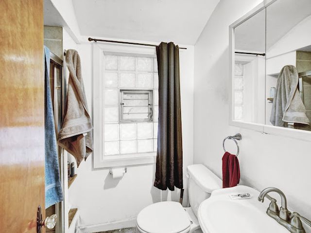 10748 S Avenue N, Chicago, IL 60617