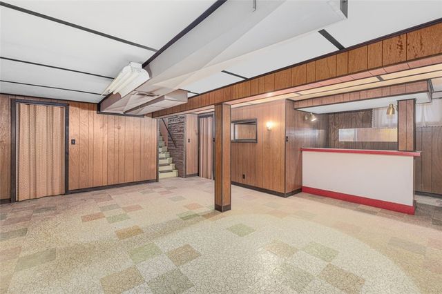 16 Vista Drive, Lincoln, RI 02865