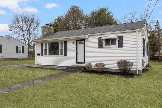 16 Vista Drive, Lincoln, RI 02865