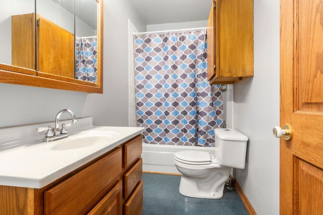 910 E Evergreen Street, Isle, MN 56342