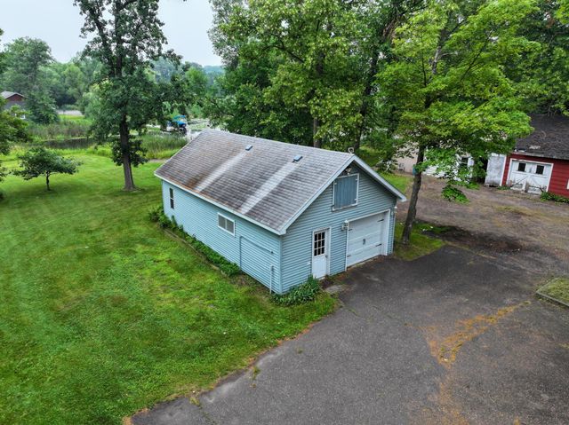 910 E Evergreen Street, Isle, MN 56342