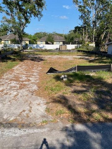 658 15TH STREET NW, Largo, FL 33770