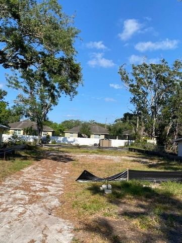 658 15TH STREET NW, Largo, FL 33770