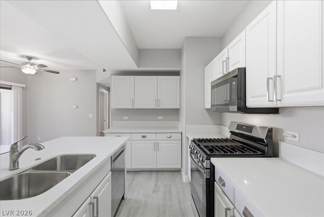 8250 North Grand Canyon Drive 2029, Las Vegas, NV 89166