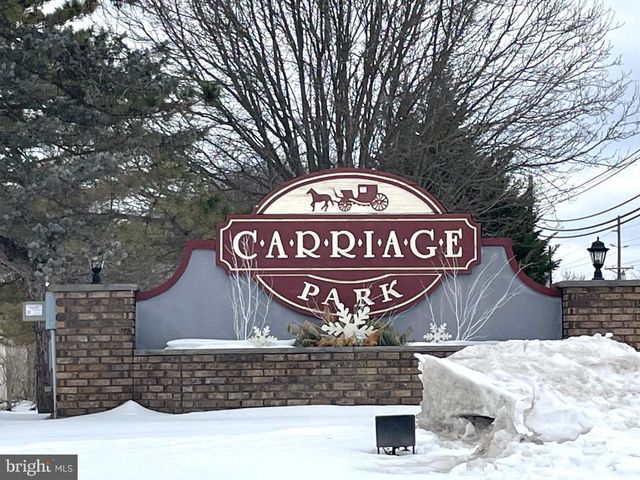 5 SURREY CT, Mount Holly, NJ 08060