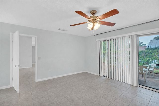 1939 77th Avenue 2B, Vero Beach, FL 32966