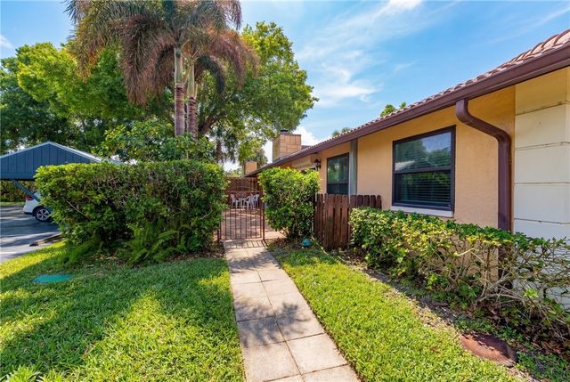 1939 77th Avenue 2B, Vero Beach, FL 32966